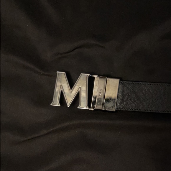 Light Blue/Black MCM Claus M Reversible Belt 1.75” in Visetos - Picture 6 of 8